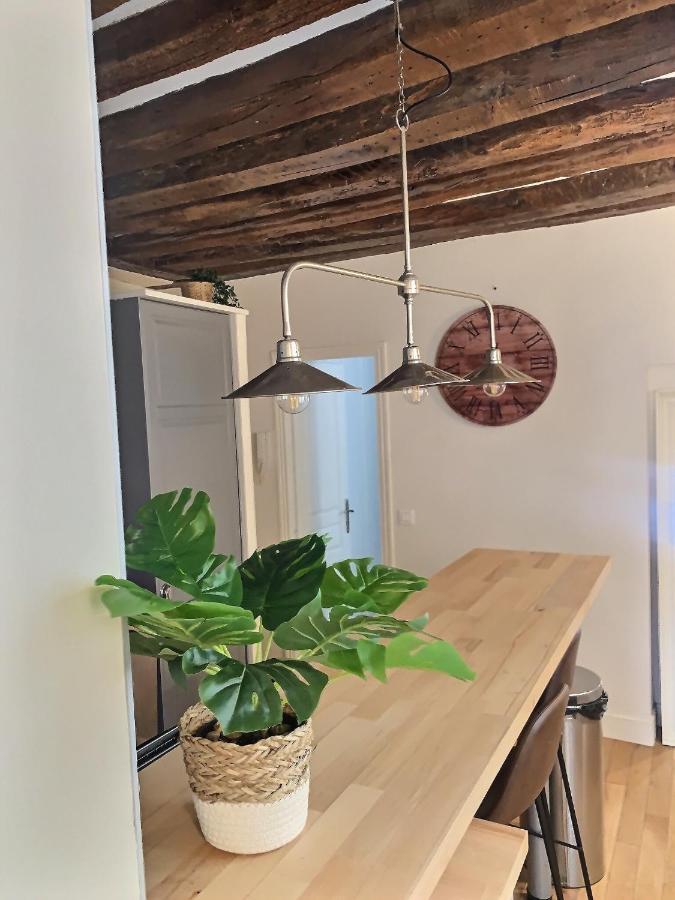 Appartement Hyper Centre De St Germain En Laye 4Min Du Rer Saint-Germain-en-Laye Kültér fotó